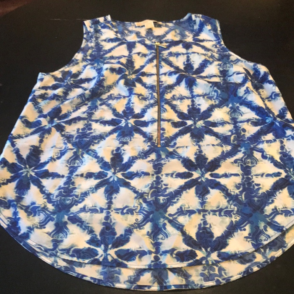 Looks New Medium Michael Kors Zippered Top 🌺
